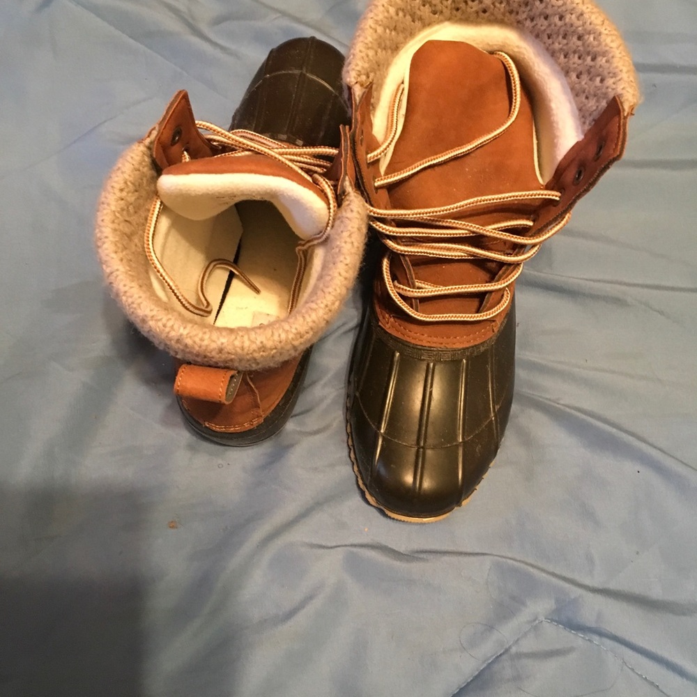 Winter/Snow Boots - Picture 3 of 3